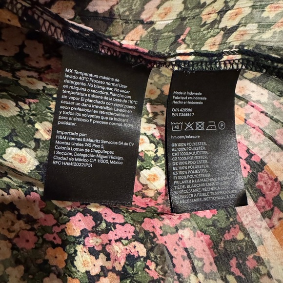 NWOT H&M Multicolor Floral Crepe Blouse Size Large - Picture 5 of 7